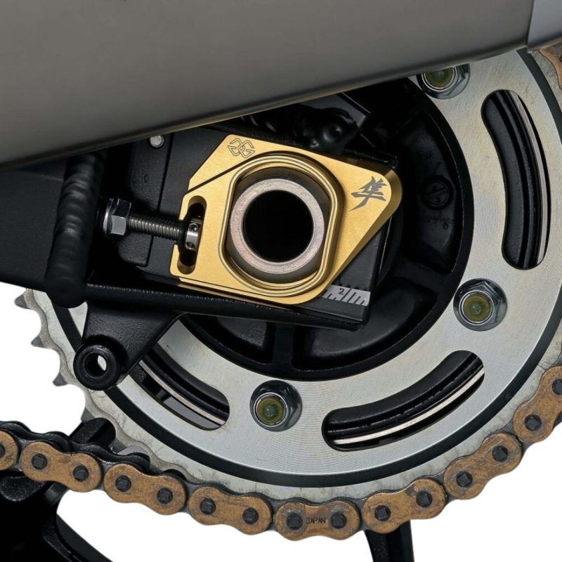 Suzuki_Hayabusa_Chain_Adjuster