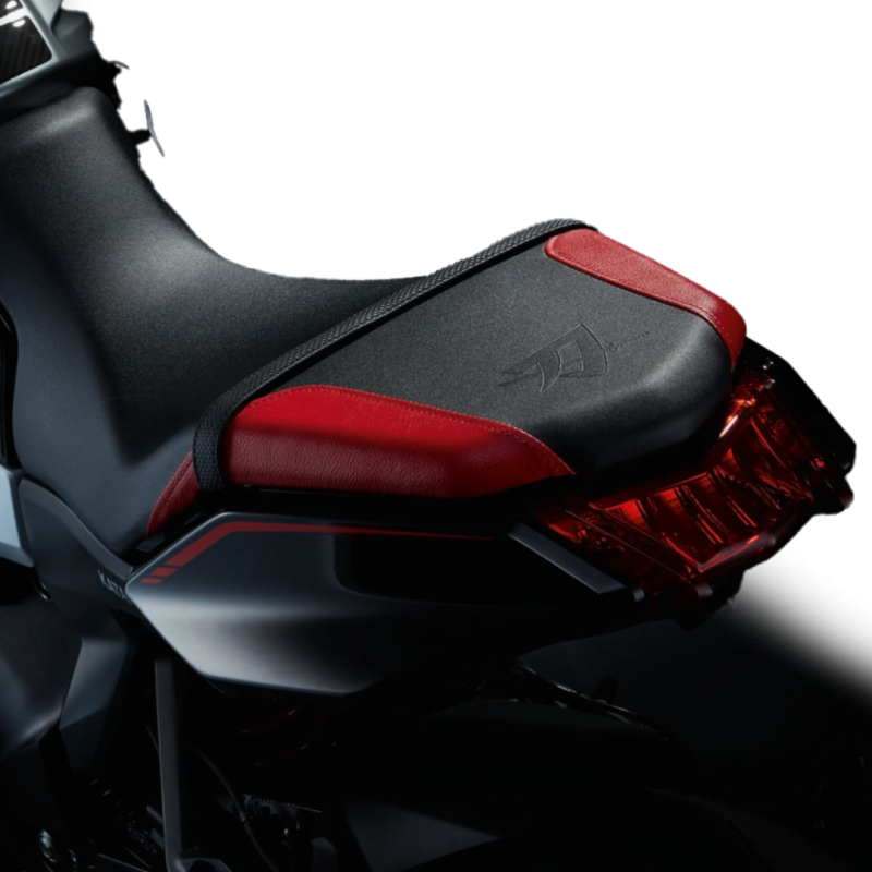 Suzuki_Red_Seat_Katana